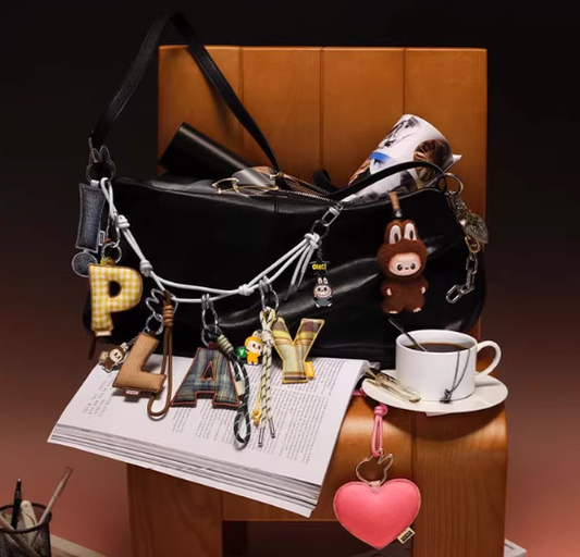 THE MONSTERS V4 Pin for Love Series Letter pendant blind box.