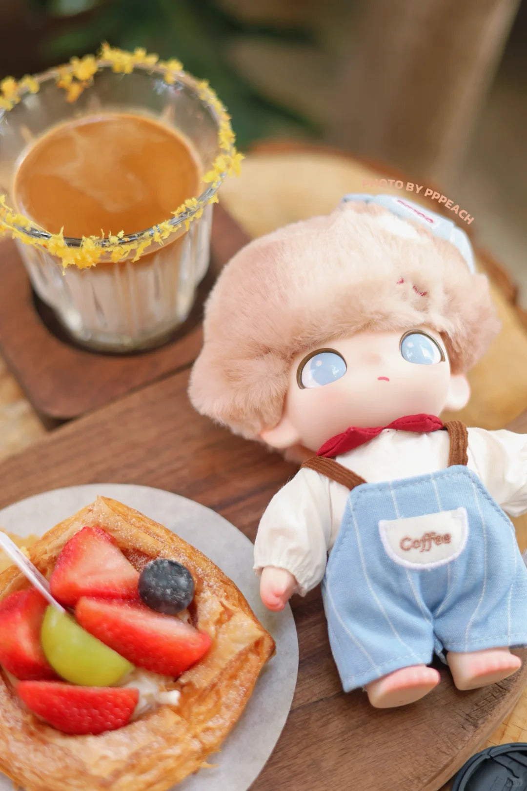 Crush on coffee big vinyl plush-Dimoo